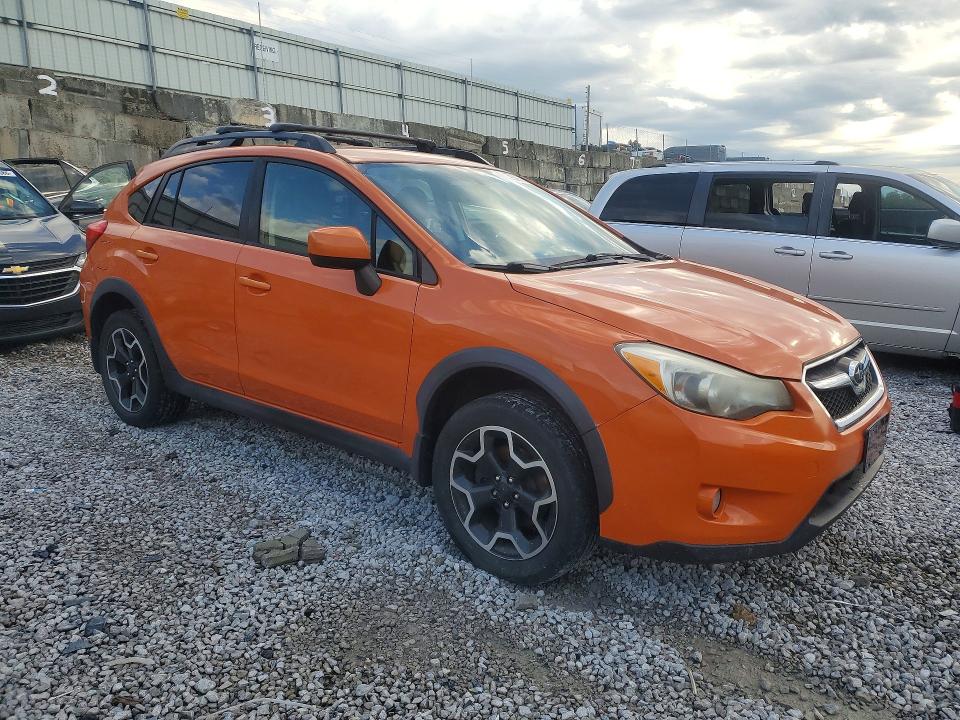 2014 Subaru Xv VIN JF2GPAGCXE8318718 COPART salvage auction — MINOR DENT/SCRATCHES, Ky - Cert Of Title - Rebuilt - Red, sold $700 on 2026-07-02 (photo 4)