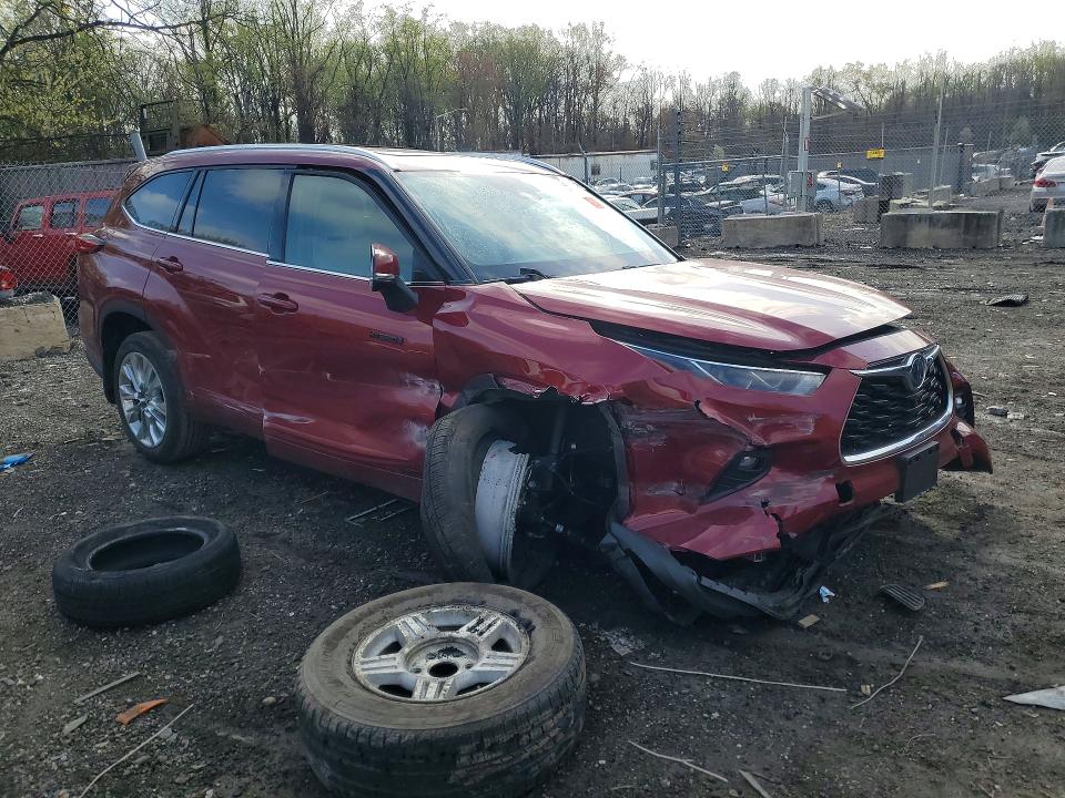 2021 Toyota Highlander VIN 5TDXBRCH1MS531189 COPART salvage auction — FRONT END, Md - Cert Of Salvage > 75% Damage, sold $4,550 on 2026-07-23 (photo 4)