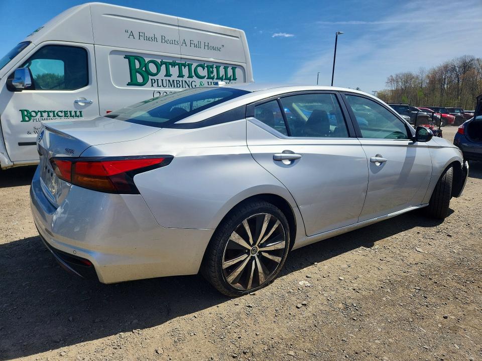 2020 Nissan Altima VIN 1N4BL4CVXLC175556 COPART salvage auction — FRONT END, Ma - Certificate Of Title, sold $7,000 on 2026-07-30 (photo 3)