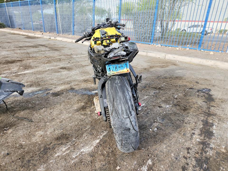 2022 Kawasaki Zx VIN JKBZXVL14NA005715 COPART salvage auction — ROLLOVER, Nv - Salvage Title, sold $1,450 on 2026-07-07 (photo 4)
