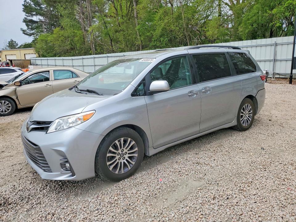 2019 Toyota Sienna VIN 5TDYZ3DC3KS001982 COPART salvage auction — REAR END, NC - SALVAGE CERTIFICATE OF TITLE, sold $9,500 on 2026-07-31 (photo 1)