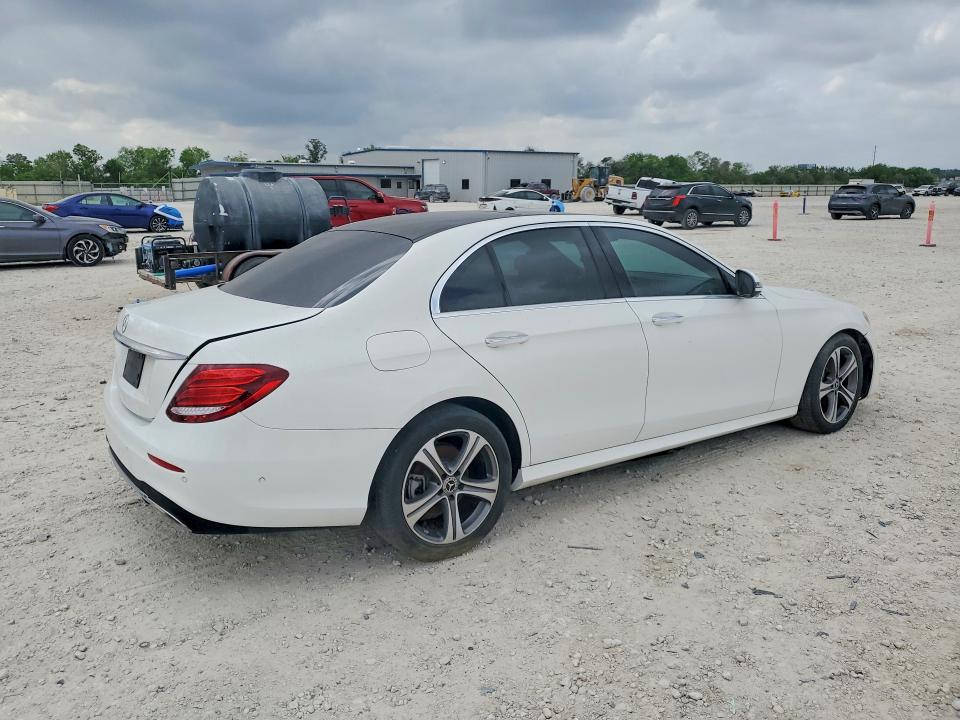 2019 Mercedes-benz E-class VIN WDDZF4JB0KA533515 COPART salvage auction — WATER/FLOOD, Tx - Salvage Title-Flood Damage, sold $11,000 on 2026-07-09 (photo 3)