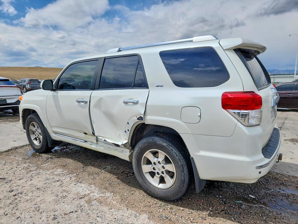 2013 Toyota 4runner VIN JTEBU5JR5D5128519 COPART salvage auction — SIDE, Co - Public - Salvage Title, sold $9,100 on 2026-07-15 (photo 2)