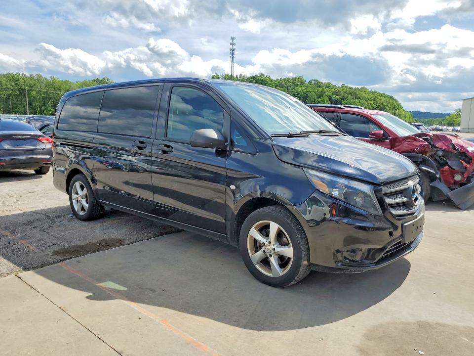 2018 Mercedes-benz Metris VIN WD4PG2EE2J3363478 COPART salvage auction — SIDE, Salvage Title, sold $8,400 on 2026-07-30 (photo 4)
