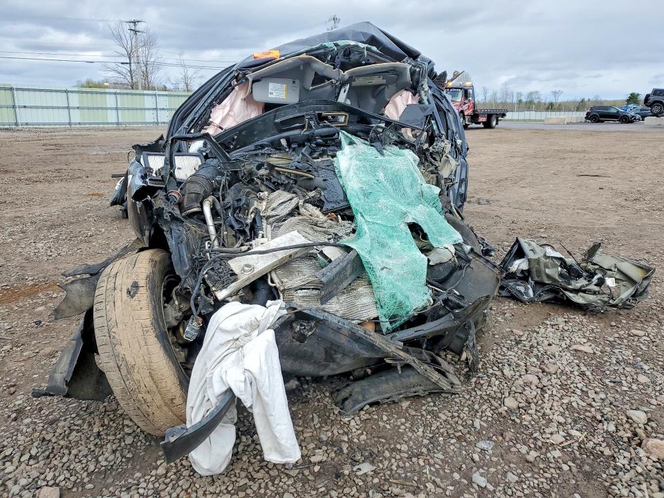 2020 Chevrolet Equinox VIN 2GNAXUEV3L6134984 COPART salvage auction — ALL OVER, Ny - Mv-907A Salvage Certificate, sold $250 on 2026-07-06 (photo 5)