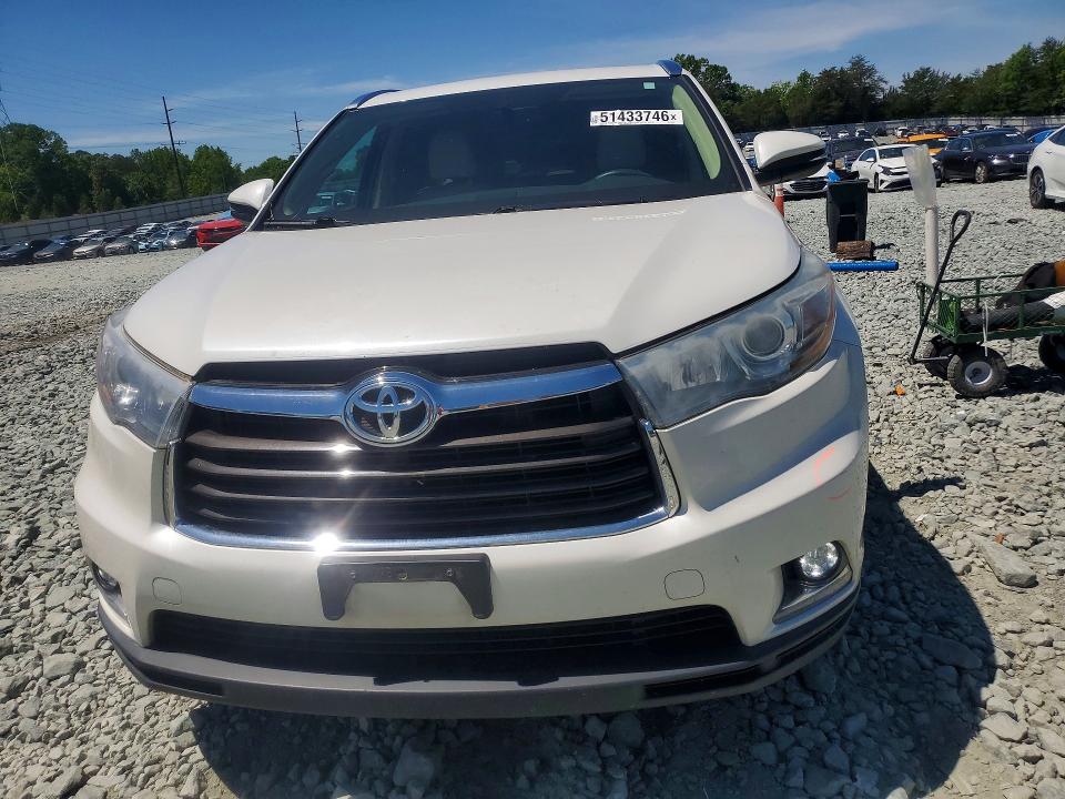 2016 Toyota Highlander VIN 5TDDKRFH4GS262897 COPART salvage auction — REAR END, Nc - Salvage Certificate Of Title, sold $10,200 on 2026-07-15 (photo 5)