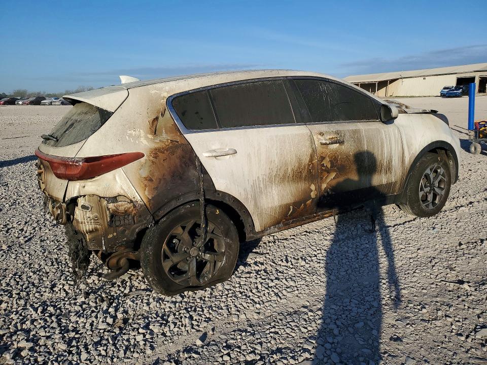 2022 Kia Sportage VIN KNDPM3AC5N7969210 COPART salvage auction — BURN, Tn - Salvage Certificate, sold $350 on 2026-07-30 (photo 3)