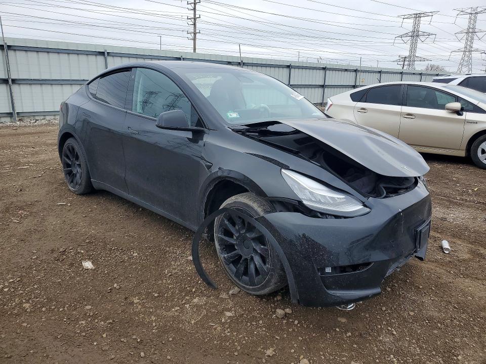2020 Tesla Model y VIN 5YJYGDEE3LF045854 COPART salvage auction — FRONT END, Il - Salvage Certificate, sold $5,100 on 2026-07-07 (photo 4)