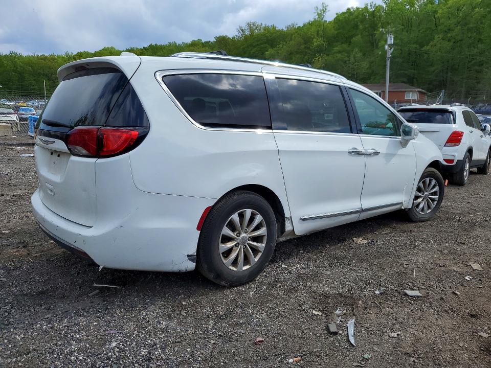 2019 Chrysler Pacifica VIN 2C4RC1BG8KR539943 COPART salvage auction — FRONT END, Md - Cert Of Salvage > 75% Damage, sold $2,000 on 2026-07-02 (photo 3)
