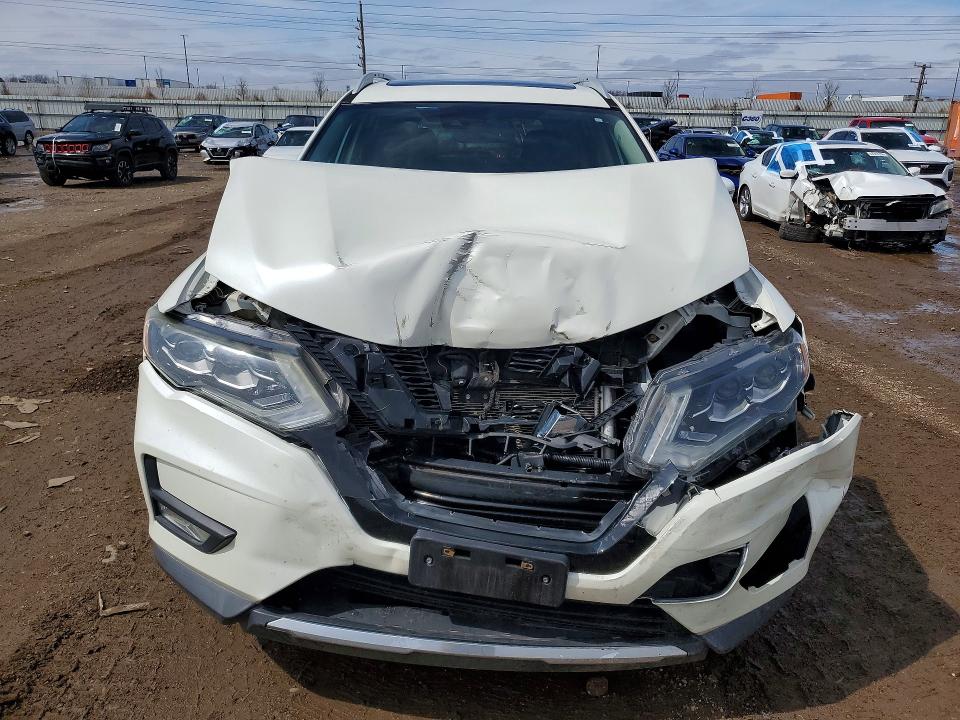 2017 Nissan Rogue VIN 5N1AT2MV6HC730725 COPART salvage auction — FRONT END, Il - Salvage Certificate, sold $2,300 on 2026-07-09 (photo 5)