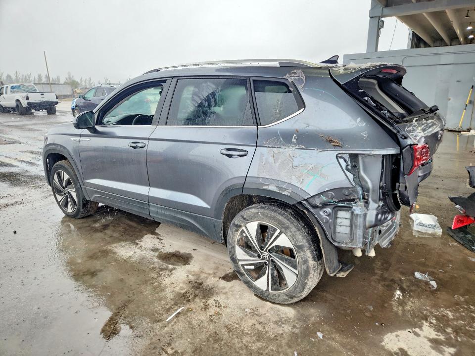 2024 Volkswagen Taos VIN 3VVVX7B23RM017492 COPART salvage auction — REAR END, Fl - Cert Of Title Slvg Rebuildable, sold $8,600 on 2026-09-01 (photo 2)