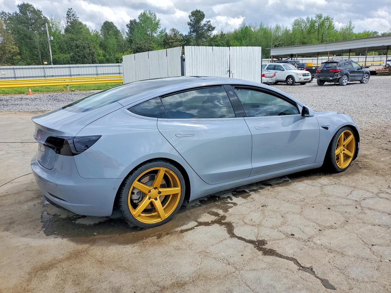 2019 Tesla Model 3 VIN 5YJ3E1EA3KF300528 COPART salvage auction — Front End, TN - SALVAGE CERTIFICATE, sold $3,550 on 2026-07-09 (photo 3)