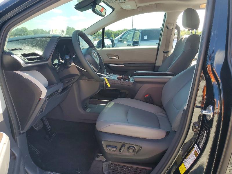 2023 Toyota Sienna VIN 5TDYRKEC6PS169051 COPART salvage auction — SIDE, Salvage Title, sold $8,100 on 2026-07-28 (photo 7)