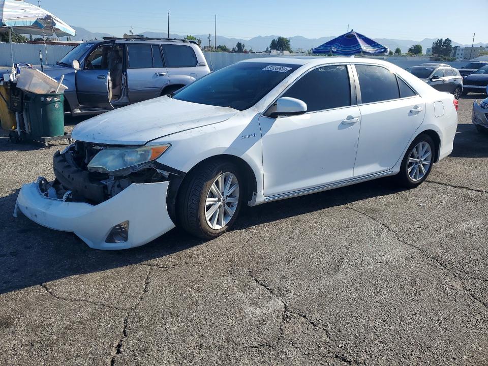 2012 Toyota Camry solara VIN 4T1BD1FKXCU038467 COPART salvage auction — FRONT END, Ca - Salvage Certificate, sold $750 on 2026-07-10 (photo 1)
