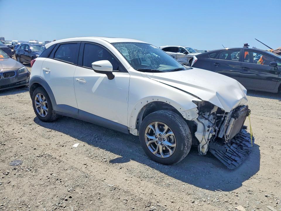 2016 Mazda Cx-3 VIN JM1DKBC70G0111822 COPART salvage auction — FRONT END, CA - SALVAGE CERTIFICATE, sold $2,100 on 2026-07-31 (photo 4)