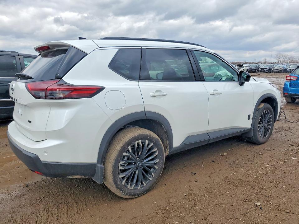 2026 Nissan Rogue VIN 5N1BT3BB3TC764651 COPART salvage auction — FRONT END, Il - Salvage Certificate, sold $5,900 on 2026-07-02 (photo 3)