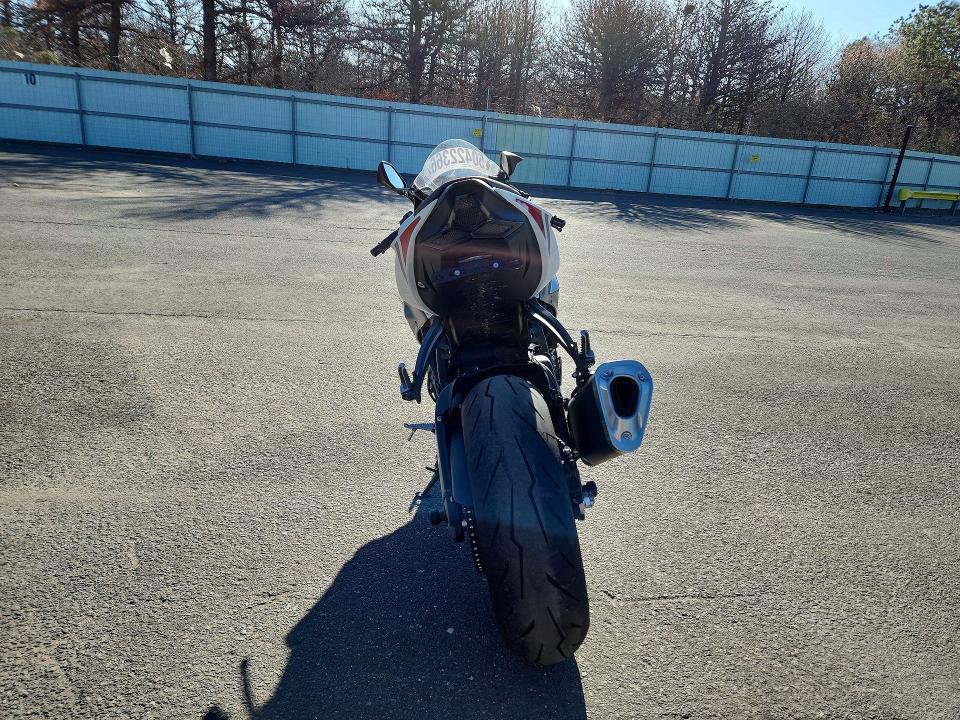 2025 Kawasaki VIN JKBZXJJ16SA025536 COPART salvage auction — VANDALISM, Nj - Cert Of Title-Salvage, sold $1,450 on 2026-07-23 (photo 4)
