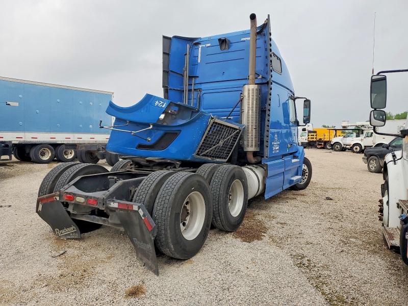2009 Volvo Vnl VIN 4V4NC9EJ99N281657 COPART salvage auction — FRONT END, Tx - Salvage Vehicle Title, sold $1,650 on 2026-07-09 (photo 4)