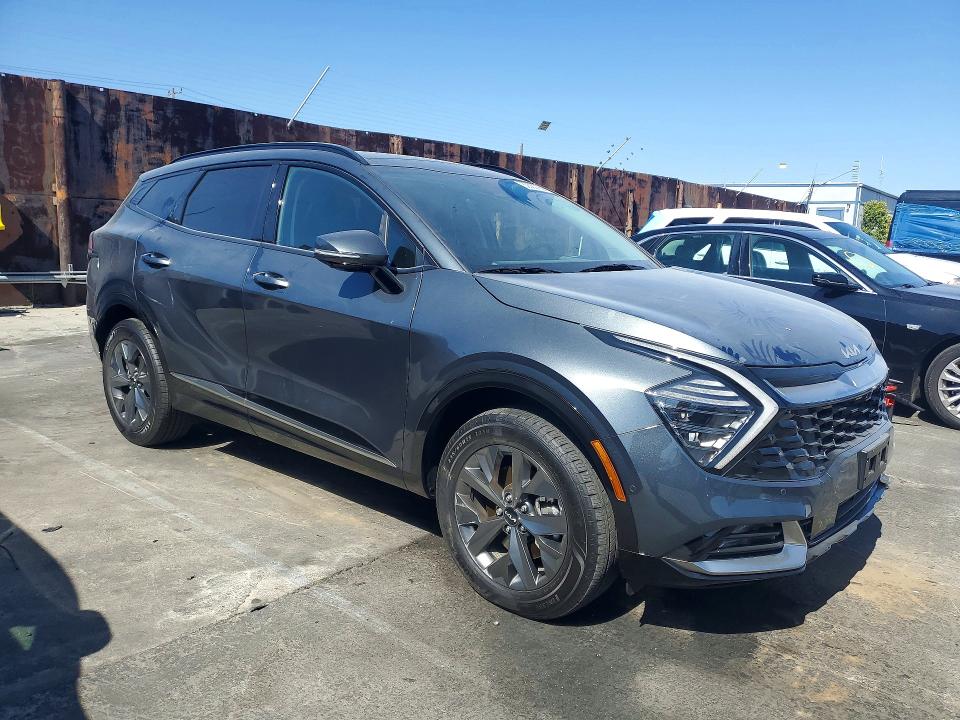 2025 Kia Sportage VIN KNDPXCDG2S7232192 COPART salvage auction — SIDE, Ca - Salvage Certificate, sold $16,400 on 2026-07-10 (photo 4)