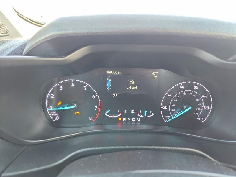 2020 Ford Transit connect VIN NM0LS7F22L1438412 COPART salvage auction — MINOR DENT/SCRATCHES, MI - CERTIFICATE OF TITLE, sold $6,900 on 2026-07-24 (photo 9)