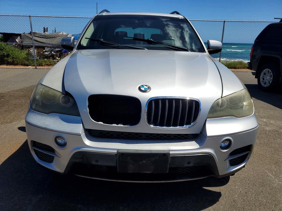 2011 BMW X5 VIN 5UXZV4C57BL413962 COPART salvage auction — WATER/FLOOD, HI - CERTIFICATE OF SALVAGE, sold $200 on 2026-07-27 (photo 5)