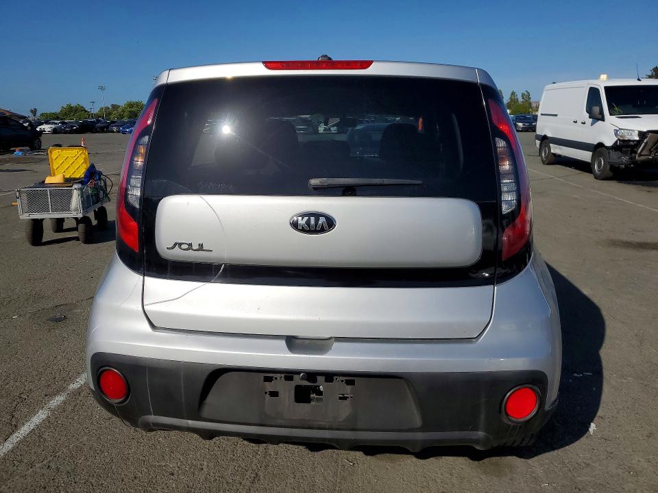 2017 Kia Soul VIN KNDJN2A28H7419296 COPART salvage auction — VANDALISM, CA - SALVAGE CERTIFICATE, sold $175 on 2026-07-24 (photo 6)