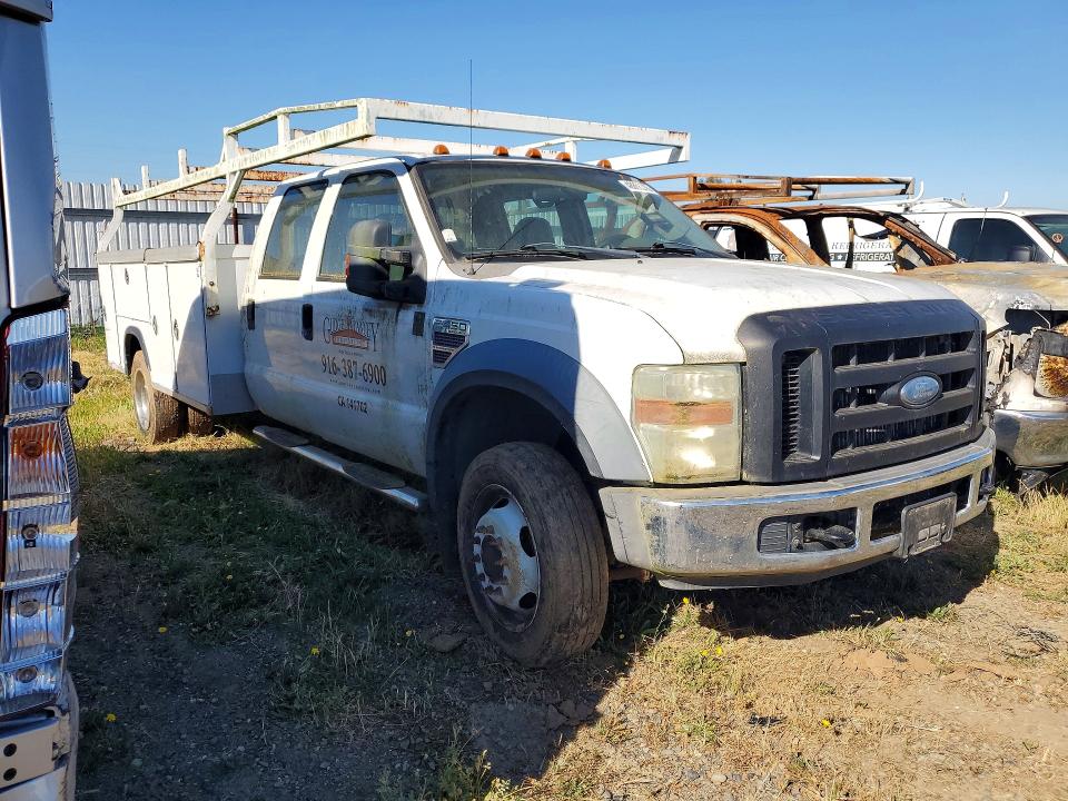 2008 Ford F-450 super duty VIN 1FDXW46R98EA09686 COPART salvage auction — SIDE, Ca - Dis/Dlr/Exp Only Clean Title, sold $6,600 on 2026-07-09 (photo 4)