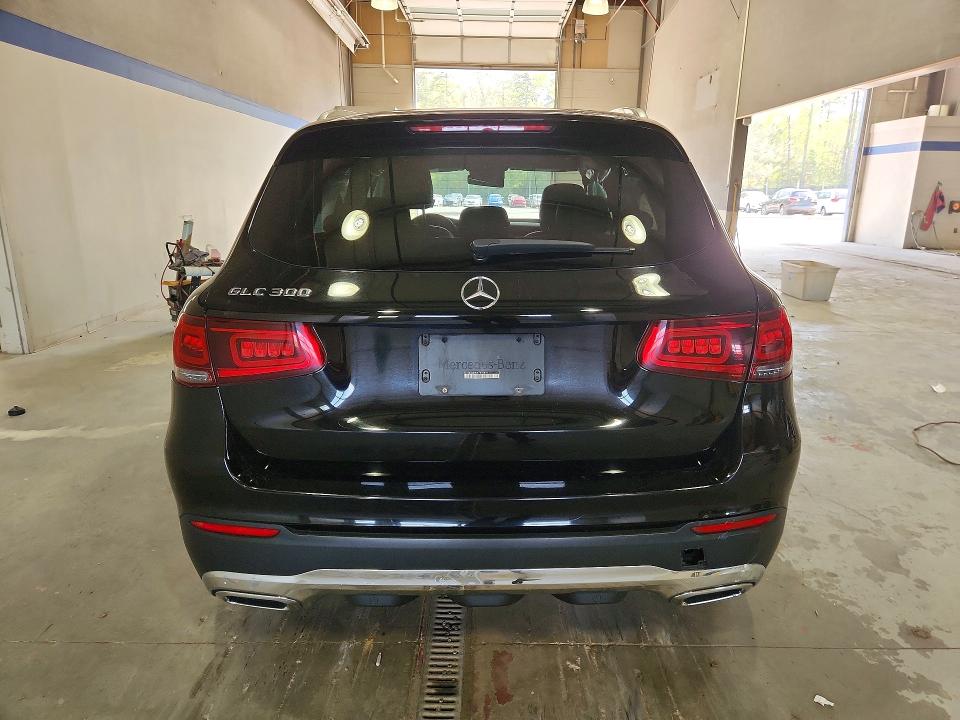2020 Mercedes-benz Glc VIN W1N0G8DB7LF810872 COPART salvage auction — REAR END, Va - Cert Of Title - Salvage, sold $8,700 on 2026-07-10 (photo 6)