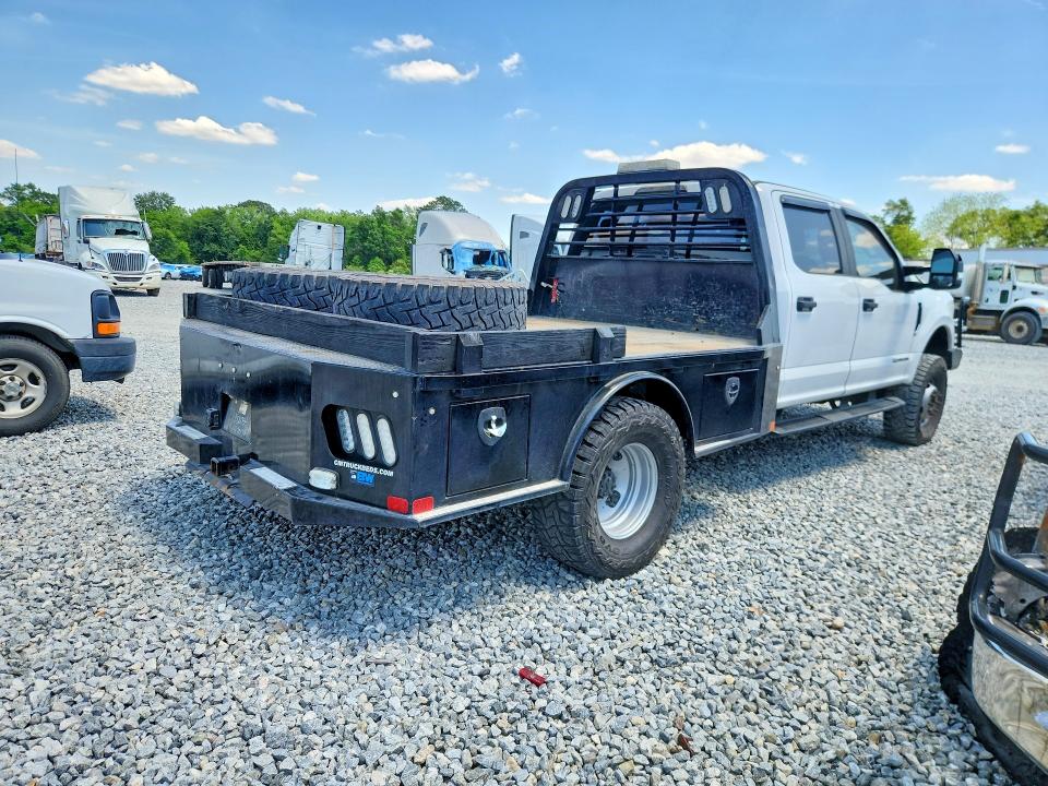 2019 Ford F350 VIN 1FD8W3HT7KEF95156 COPART salvage auction — ROOF, Ga - Cert Of Title-Salvage, sold $14,300 on 2026-09-09 (photo 3)