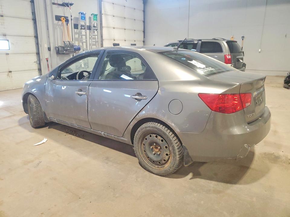 2012 Kia Forte VIN KNAFU4A25C5629067 COPART salvage auction — ROLLOVER, Salvage Title, sold $250 on 2026-07-30 (photo 2)