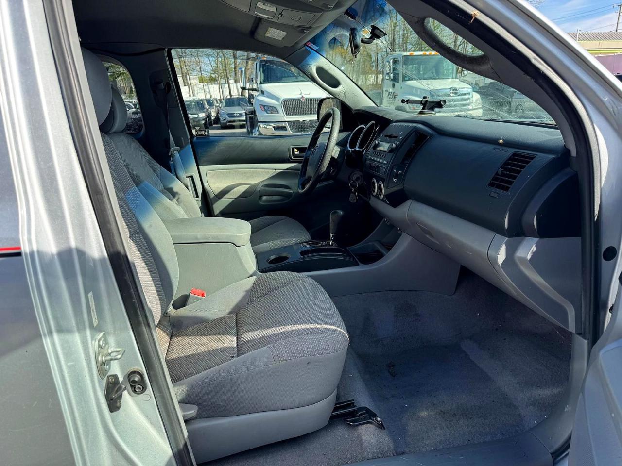 2007 Toyota Tacoma VIN 5TETX22N37Z337379 COPART salvage auction — Minor Dent/Scratches, MA - CERTIFICATE OF TITLE, sold $3,550 on 2026-06-03 (photo 9)