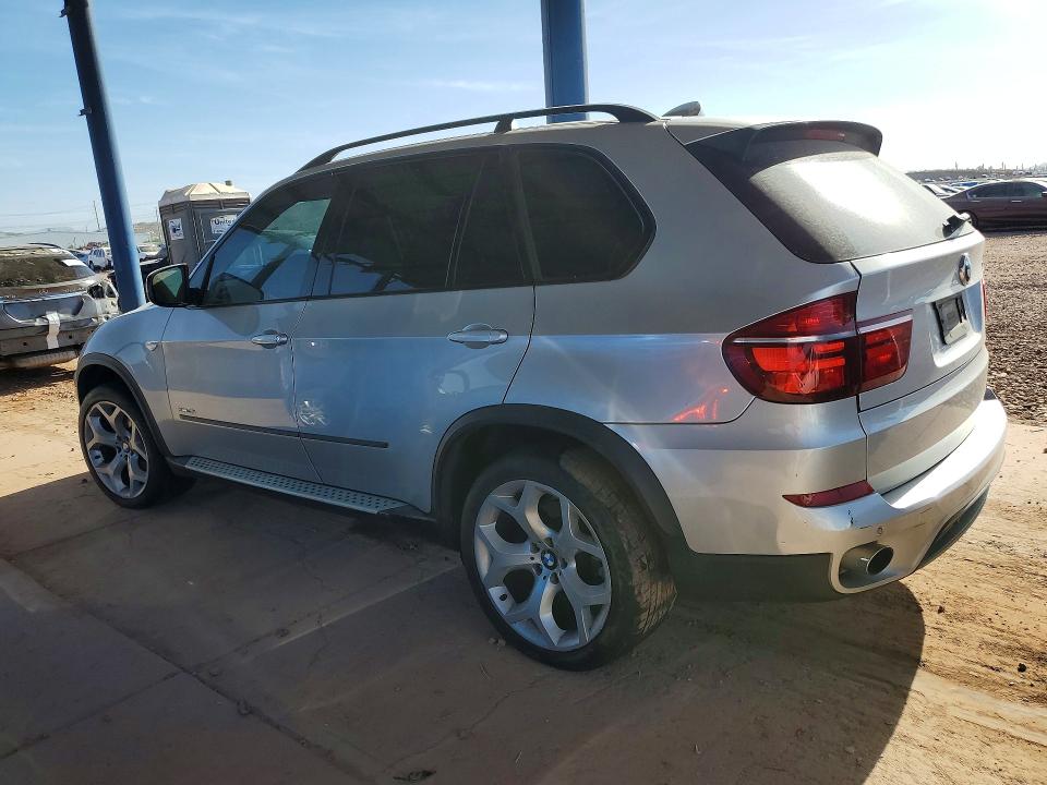 2013 BMW X5 VIN 5UXZV4C59D0E02713 COPART salvage auction — MINOR DENT/SCRATCHES, Az - Certificate Of Title, sold $2,850 on 2026-09-03 (photo 2)