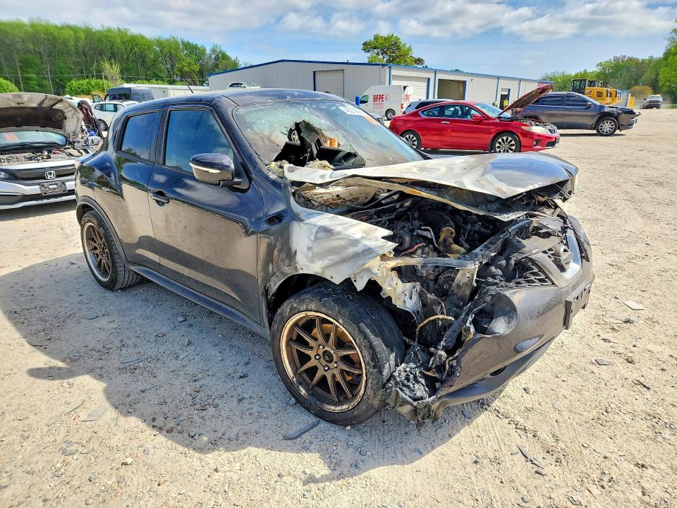 2016 Nissan Juke VIN JN8AF5MV5GT656181 COPART salvage auction — BURN, VA - CERT OF TITLE - SALVAGE, sold $100 on 2026-07-28 (photo 4)