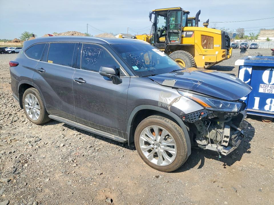 2023 Toyota Highlander hybrid VIN 5TDXBRCH2PS120601 COPART salvage auction — FRONT END, Id - Salvage Certificate Of Title, sold $18,500 on 2026-07-23 (photo 4)