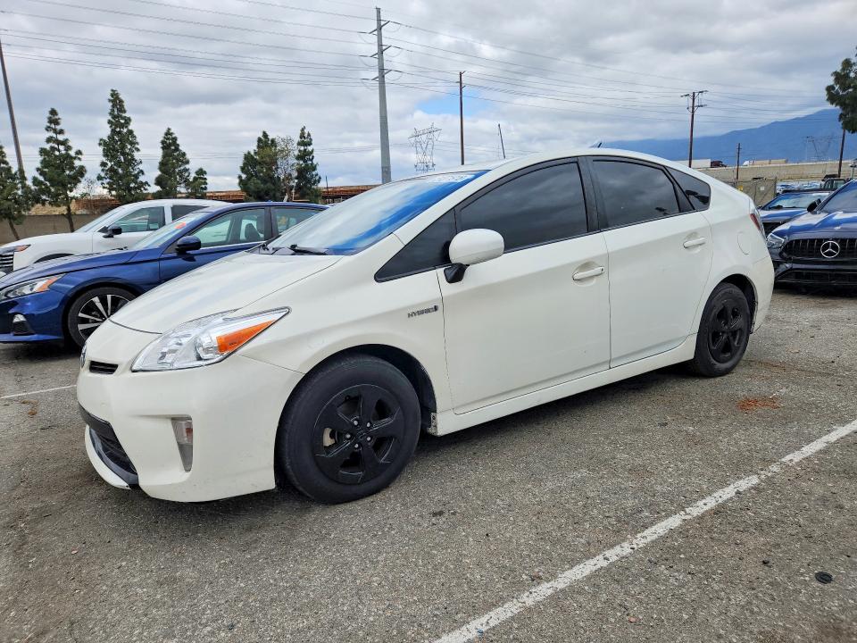 2015 Toyota Prius VIN JTDKN3DU1F0468644 COPART salvage auction — FRONT END, Ca - Salvage Certificate, sold $2,700 on 2026-07-30 (photo 1)