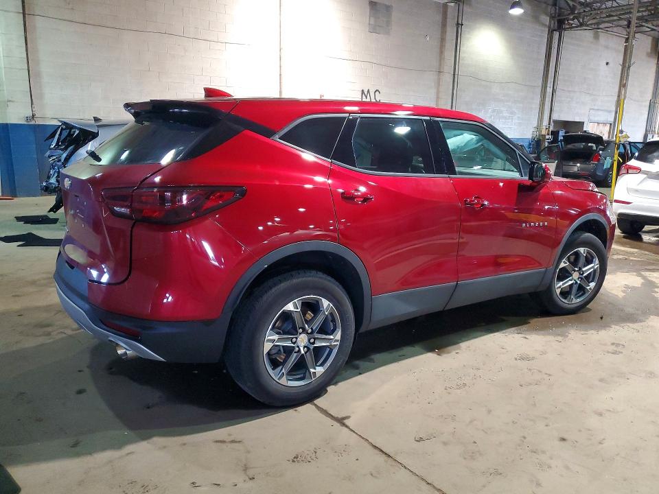 2025 Chevrolet Blazer VIN 3GNKBCR42SS107760 COPART salvage auction — SIDE, Mi - Certificate Of Title, sold $10,000 on 2026-07-03 (photo 3)