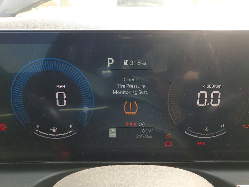 2026 Hyundai Tucson VIN 5NMJB3DE1TH678055 COPART salvage auction — NORMAL WEAR, FL - CERT OF TITLE SLVG REBUILDABLE (P), sold $9,500 on 2026-07-30 (photo 9)