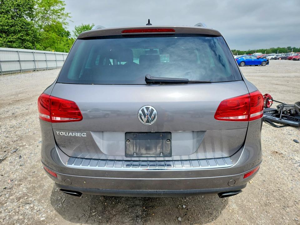 2011 Volkswagen Touareg VIN WVGFF9BP6BD000664 COPART salvage auction — FRONT END, Ar - Certificate Of Title, sold $1,150 on 2026-08-10 (photo 6)
