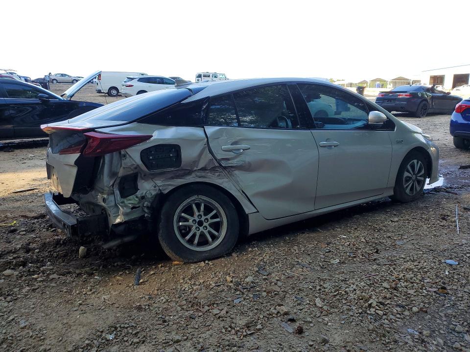 2017 Toyota Prius VIN JTDKARFP1H3002090 COPART salvage auction — REAR END, Ga - Cert Of Title-Salvage, sold $3,200 on 2026-07-24 (photo 3)
