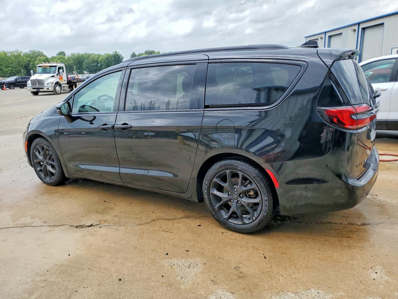 2025 Chrysler Pacifica VIN 2C4RC1GG3SR566492 COPART salvage auction — Front End, AL - CERTIFICATE OF TITLE (P), sold $19,200 on 2026-04-29 (photo 2)