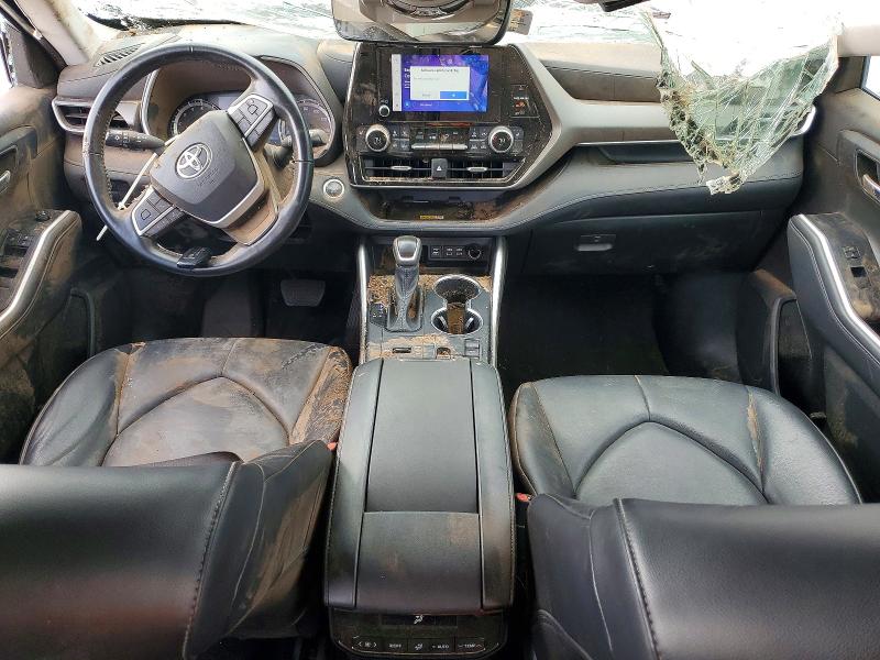 2023 Toyota Highlander VIN 5TDKDRAH7PS023918 COPART salvage auction — ROLLOVER, Tx - Certificate Of Title, sold $6,400 on 2026-07-04 (photo 8)