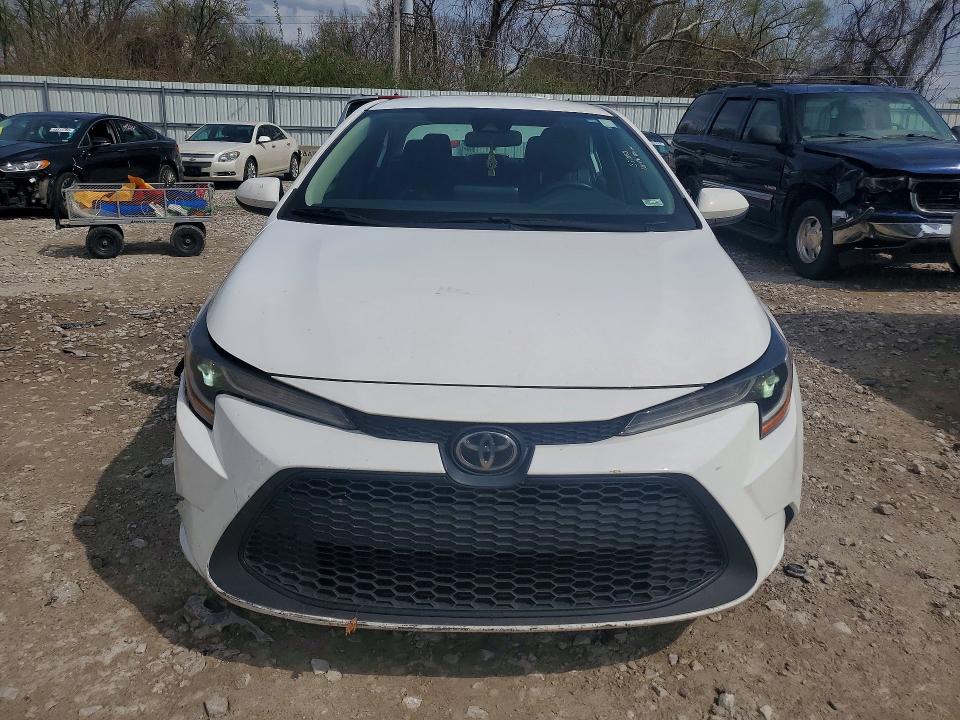 2022 Toyota Corolla VIN 5YFEPMAE2NP352853 COPART salvage auction — REAR END, Id - Salvage Certificate Of Title, sold $3,900 on 2026-07-31 (photo 5)