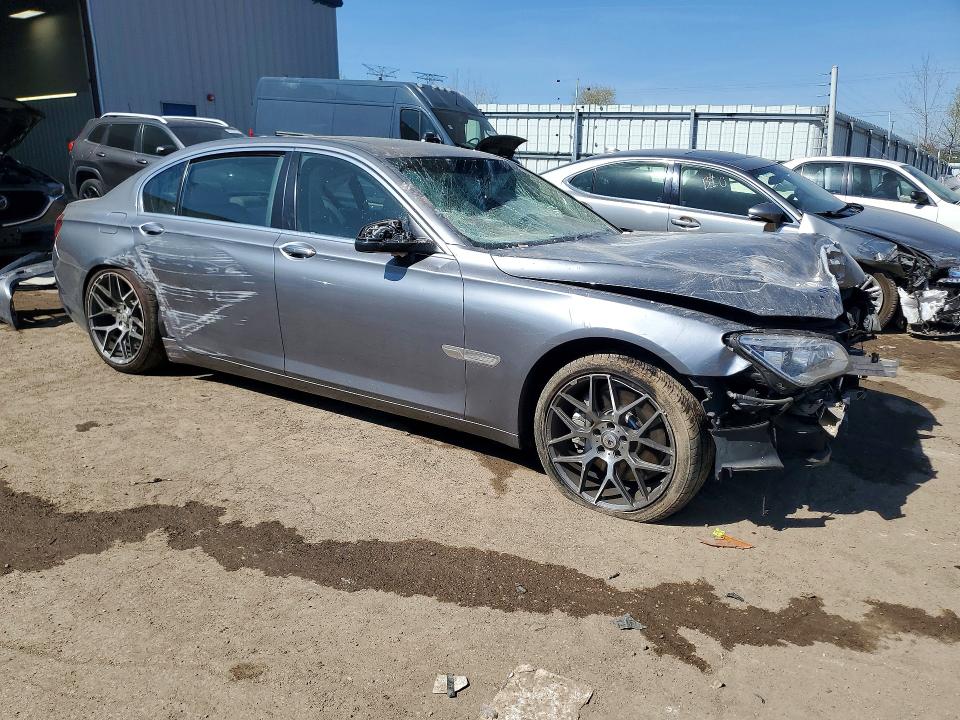 2013 BMW 7er VIN WBAYF8C53DD140398 COPART salvage auction — FRONT END, Il - Salvage Certificate, sold $2,150 on 2026-07-16 (photo 4)