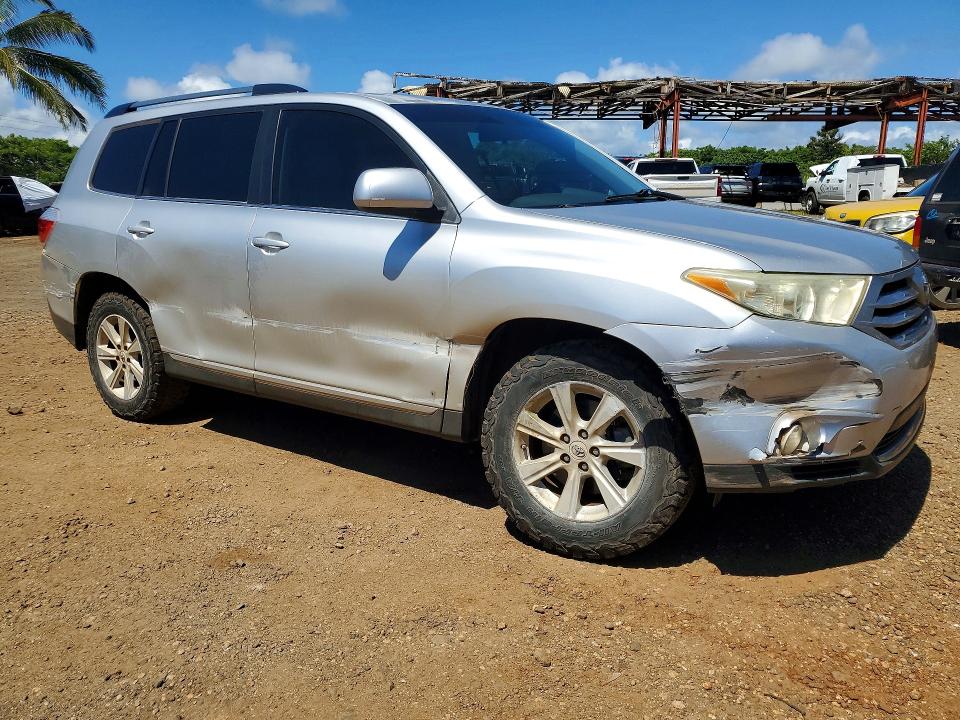 2013 Toyota Highlander VIN 5TDZK3EH1DS107773 COPART salvage auction — FRONT END, HI - CERTIFICATE OF SALVAGE, sold $450 on 2026-07-27 (photo 4)