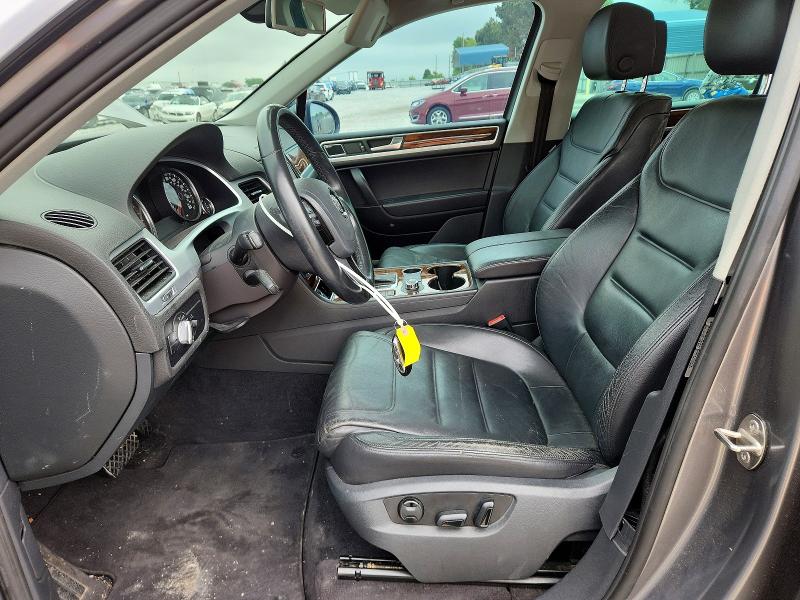 2011 Volkswagen Touareg VIN WVGFF9BP6BD000664 COPART salvage auction — FRONT END, Ar - Certificate Of Title, sold $1,150 on 2026-08-10 (photo 7)