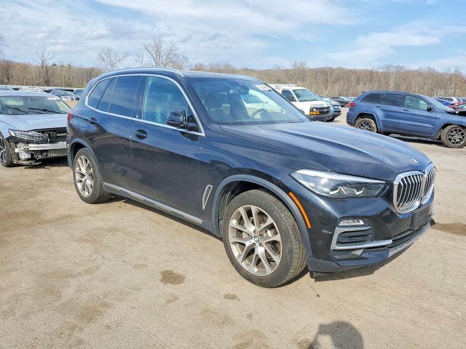 2019 BMW X5 VIN 5UXCR6C57KLL35057 COPART salvage auction — SIDE, Salvage Title, sold $350 on 2026-07-30 (photo 4)
