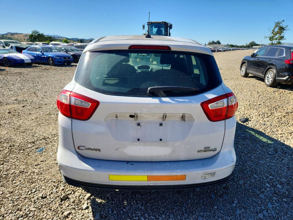 2013 Ford C-max VIN 1FADP5AU5DL524542 COPART salvage auction — MINOR DENT/SCRATCHES, Ca - Dis/Dlr/Exp Only Clean Title, sold $1,400 on 2026-07-02 (photo 6)