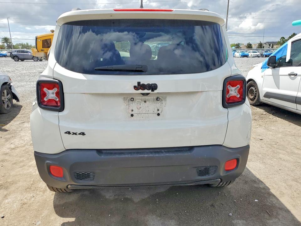 2017 Jeep Renegade VIN ZACCJBBB7HPF82852 COPART salvage auction — FRONT END, Fl - Cert Of Title Slvg Rebuildable, sold $375 on 2026-07-10 (photo 6)
