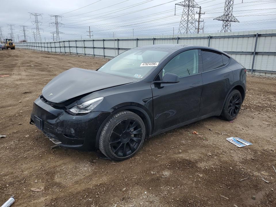 2020 Tesla Model y VIN 5YJYGDEE3LF045854 COPART salvage auction — FRONT END, Il - Salvage Certificate, sold $5,100 on 2026-07-07 (photo 1)