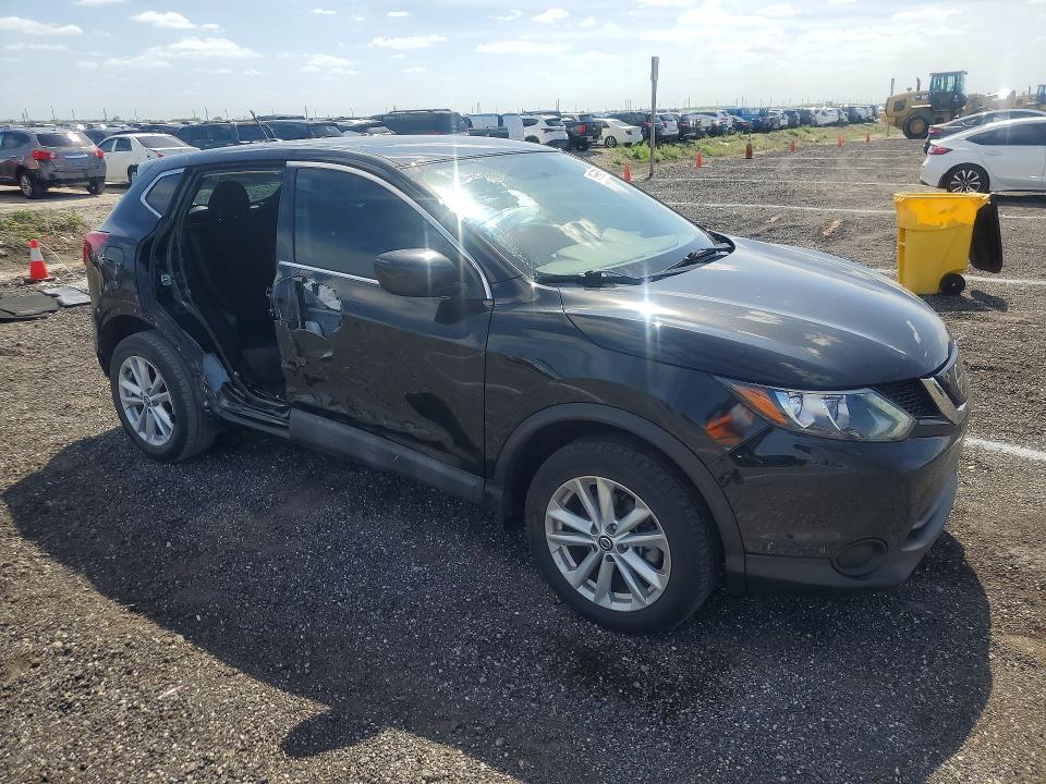 2019 Nissan Rogue VIN JN1BJ1CP9KW527638 COPART salvage auction — SIDE, Fl - Cert Of Title Slvg Rebuildable, sold $3,050 on 2026-07-13 (photo 4)